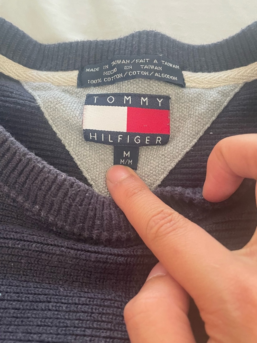Tommy Hilfiger Men's Navy Blue Crewneck Sweater with Embroidered Red Script Logo - Picture 3 of 5